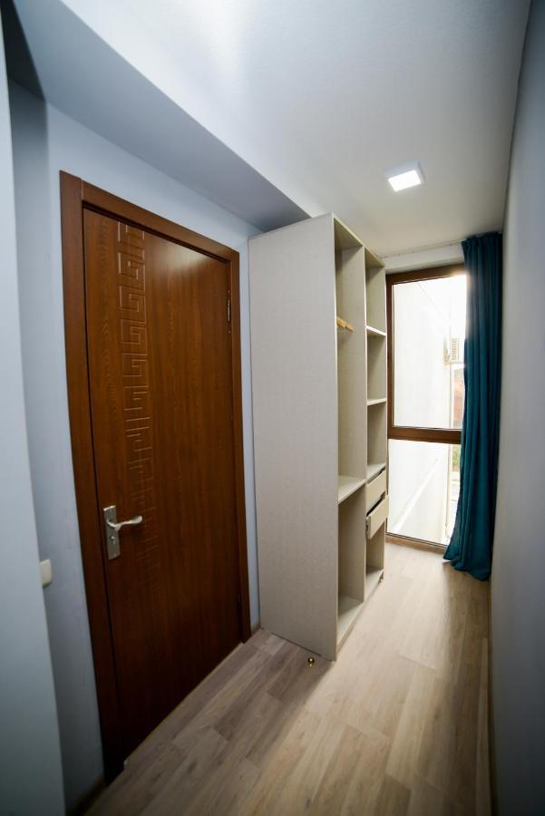 Lemon Hotel Kutaisi Exterior photo