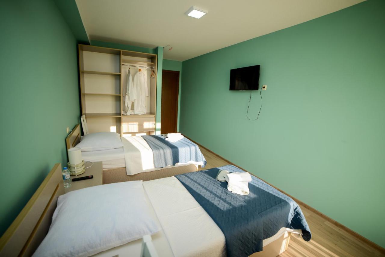 Lemon Hotel Kutaisi Exterior photo